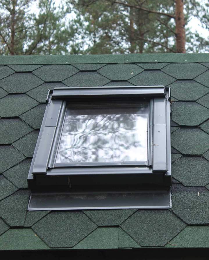 Pose lucarne de toit Velux Lanester